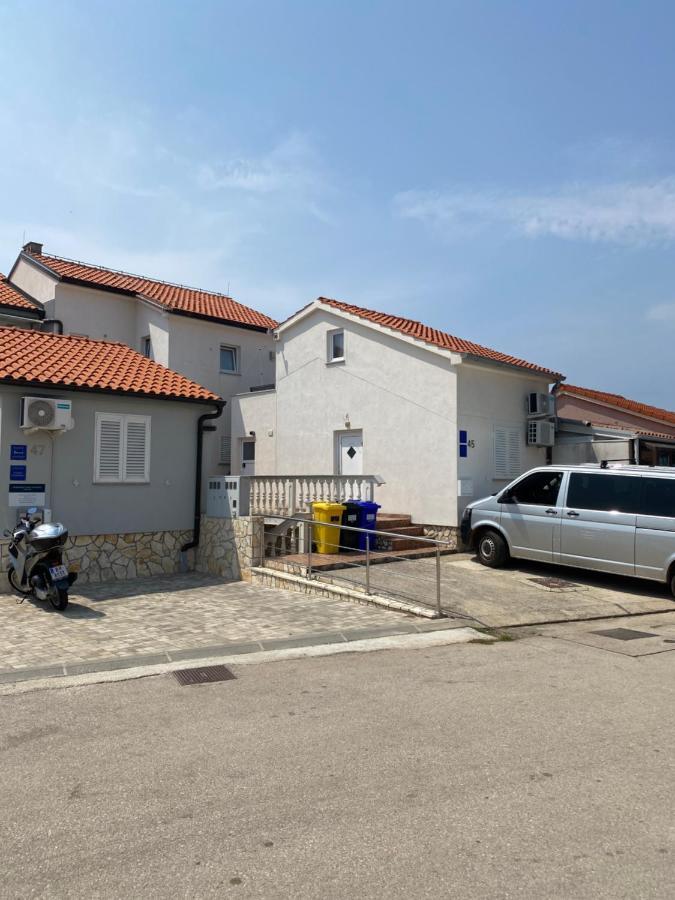 Apartments Michael&Petra , Omisalj, Insel Krk, Kroatien Exterior foto