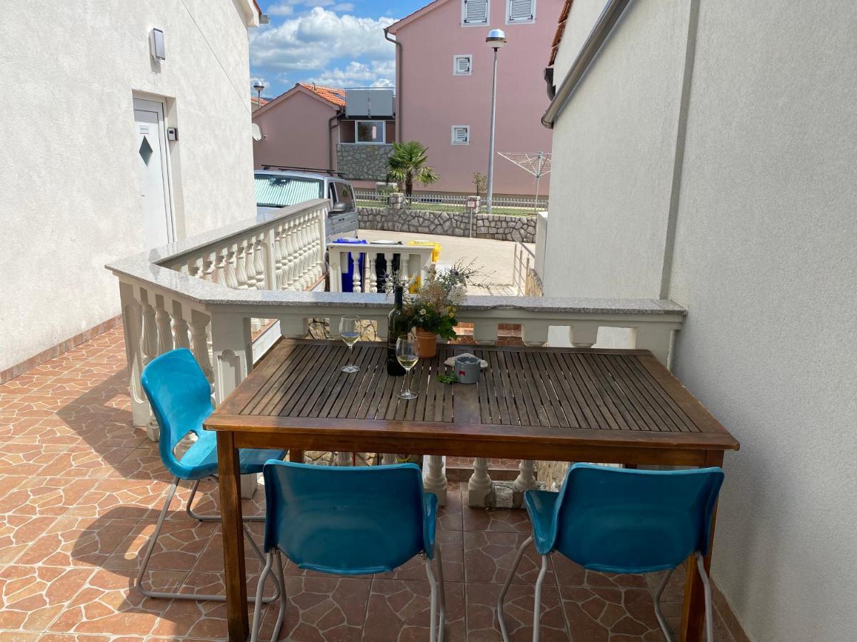 Apartments Michael&Petra , Omisalj, Insel Krk, Kroatien Exterior foto