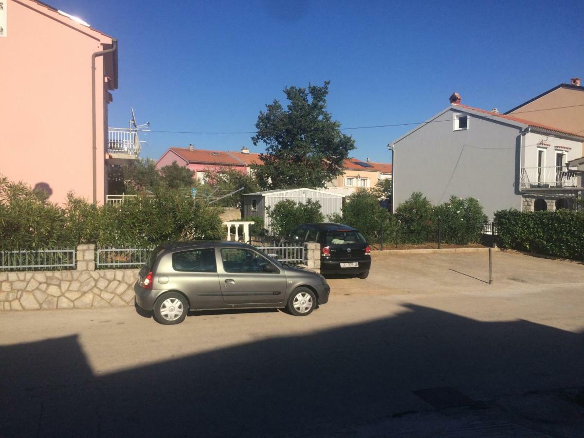 Apartments Michael&Petra , Omisalj, Insel Krk, Kroatien Exterior foto